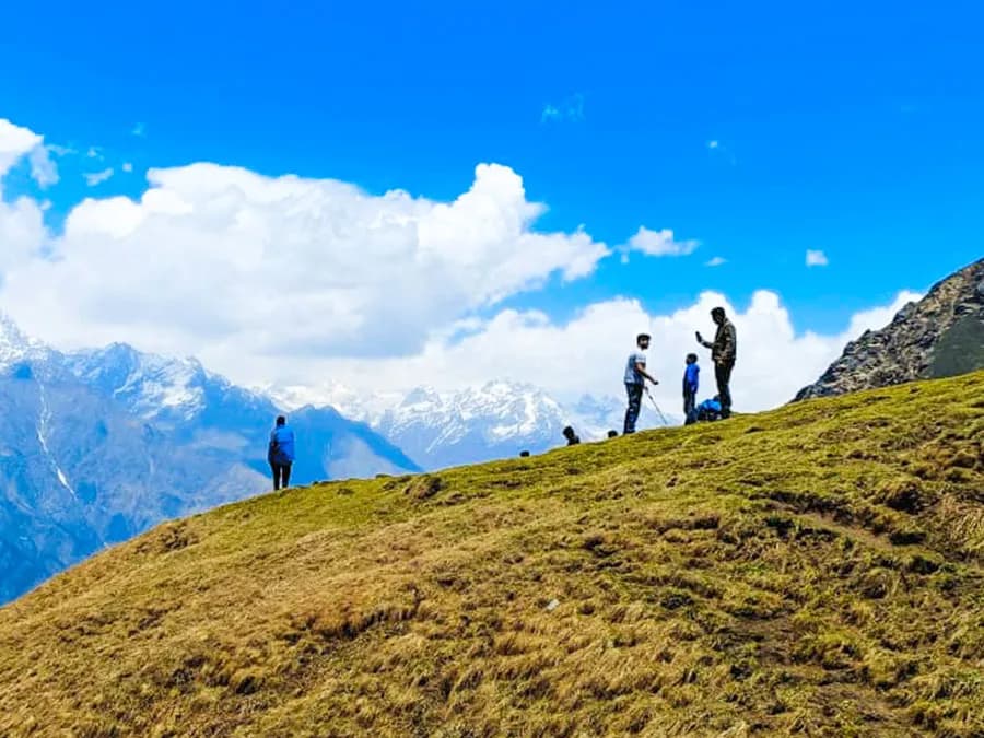 Sar Pass Trek
